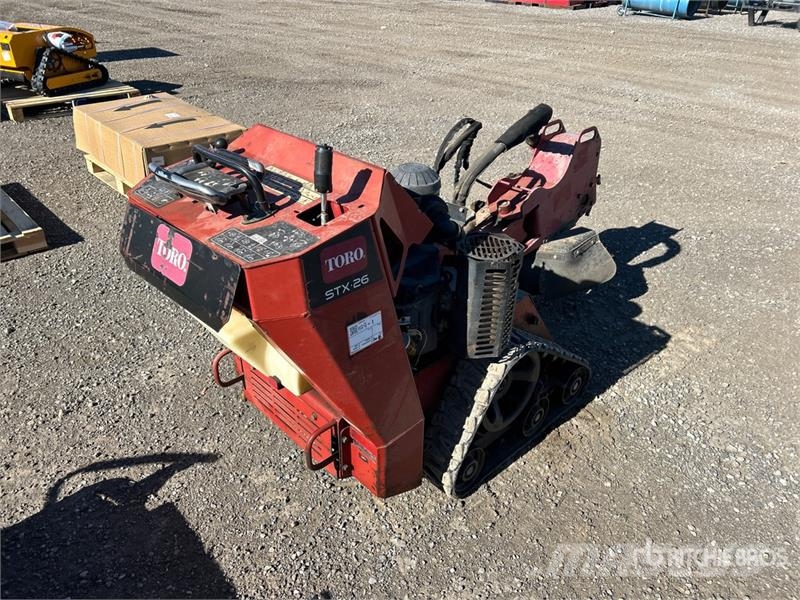 Toro STX-26 الكاسحات وقلابات التربة ذات المحركات