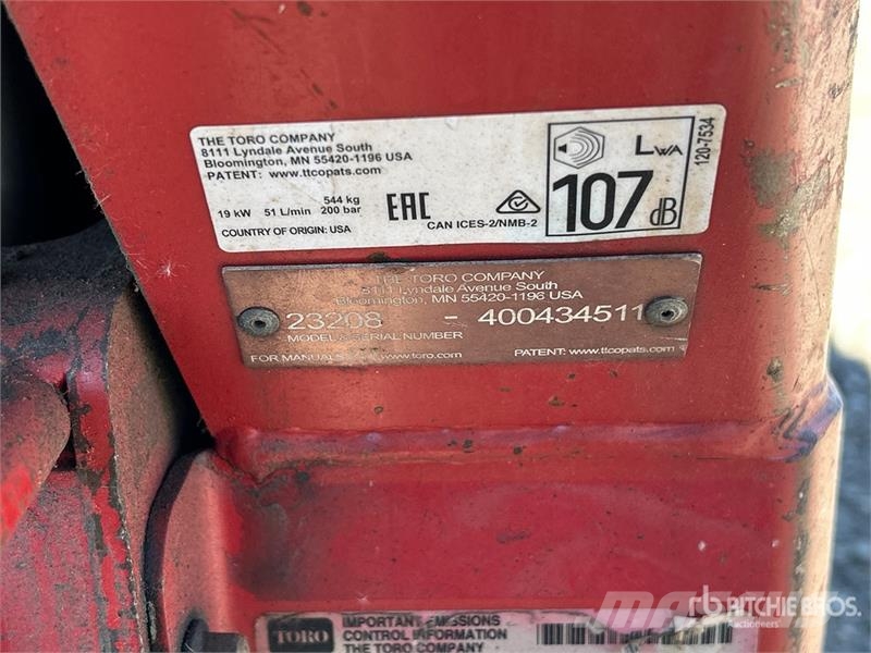 Toro STX-26 الكاسحات وقلابات التربة ذات المحركات
