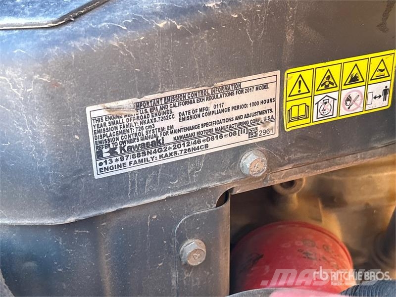 Toro STX-26 الكاسحات وقلابات التربة ذات المحركات