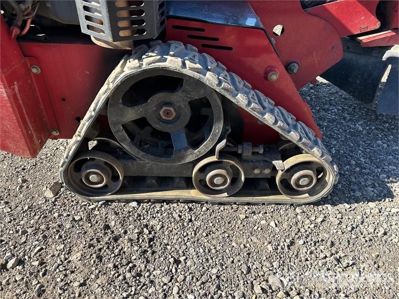 Toro STX-26 الكاسحات وقلابات التربة ذات المحركات