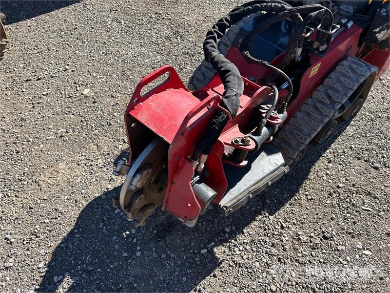 Toro STX-26 الكاسحات وقلابات التربة ذات المحركات