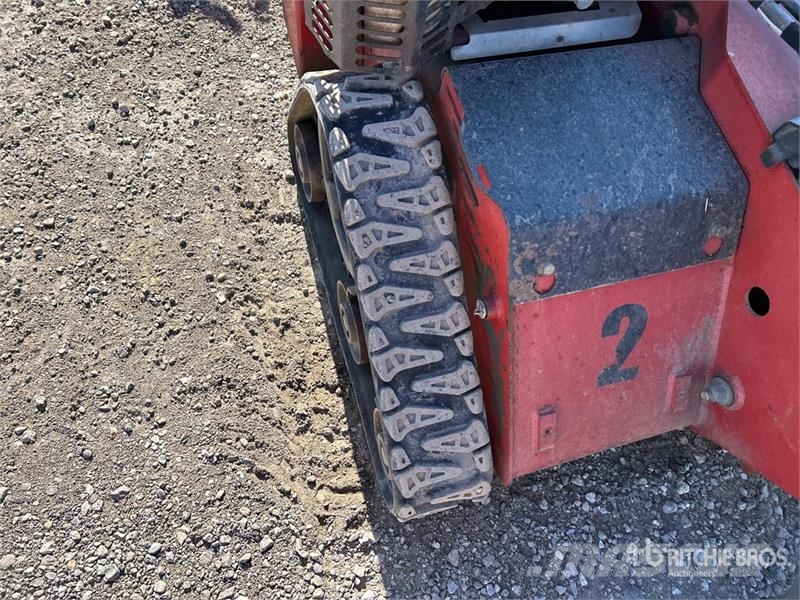 Toro STX-26 الكاسحات وقلابات التربة ذات المحركات
