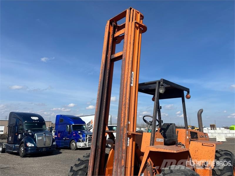 Tovel 6-44-48 6000 lb 4x4 Rough Terrain Forklift Rough terrain trucks