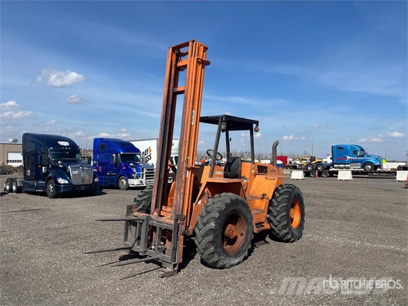 Tovel 6-44-48 6000 lb 4x4 Rough Terrain Forklift Rough terrain trucks