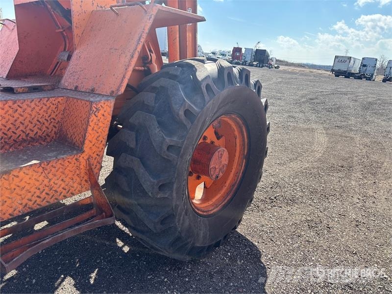 Tovel 6-44-48 6000 lb 4x4 Rough Terrain Forklift Rough terrain trucks