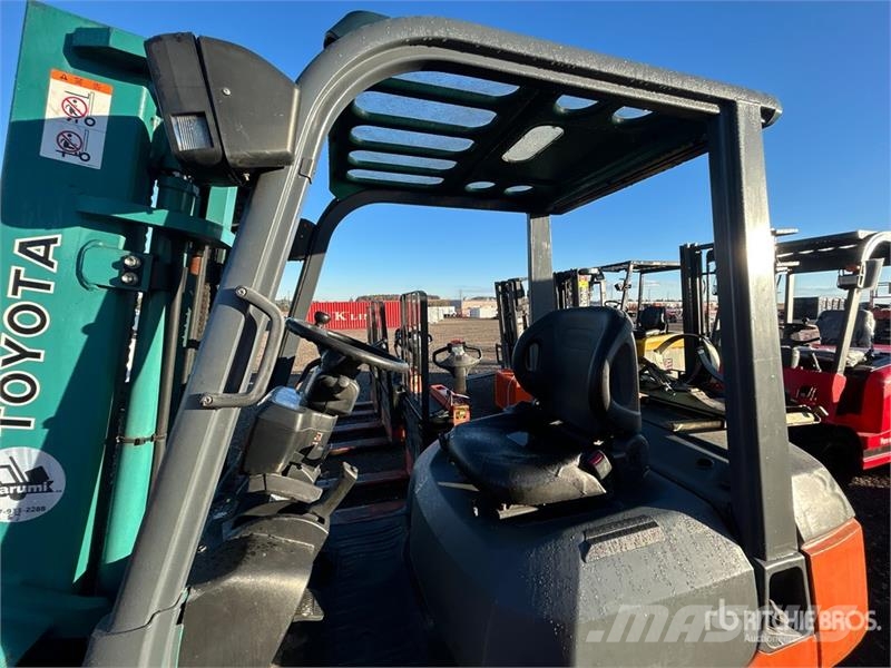 Toyota 02-7FG20 2000 kg Forklift Kahveltõstukid - muud