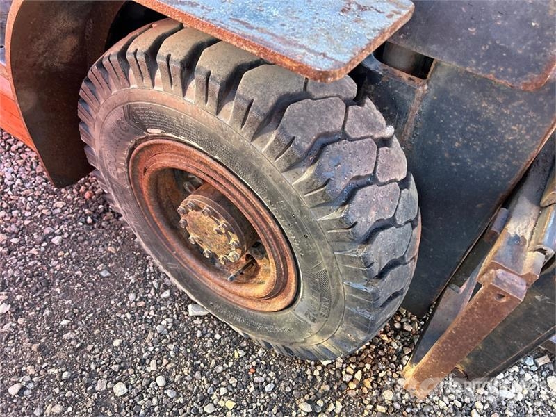 Toyota 42-6FGU25 3750 lb Forklift Kahveltõstukid - muud