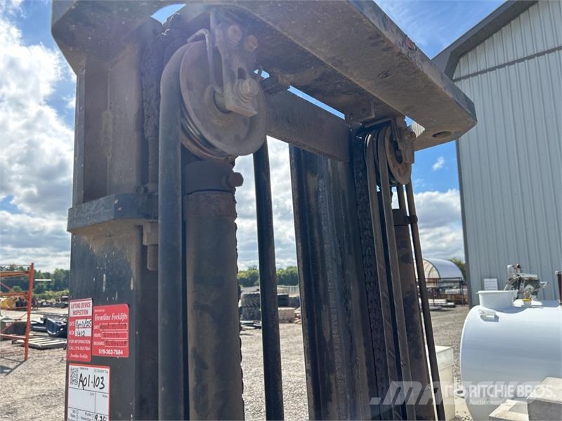 Toyota 42-6FGU25 3750 lb Pneumatic Tire Forklift Gaffeltrucker - Annet