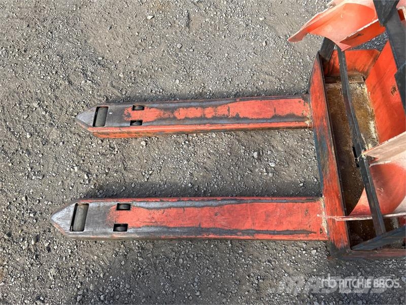 Toyota 4500 lb Electric Pallet Jack Transpalette manuel