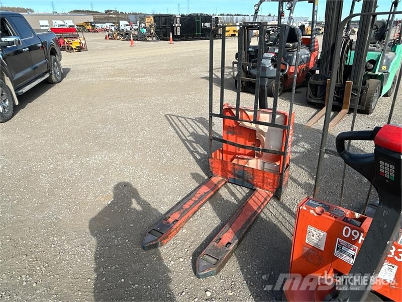 Toyota 4500 lb Electric Pallet Jack Transpalette manuel