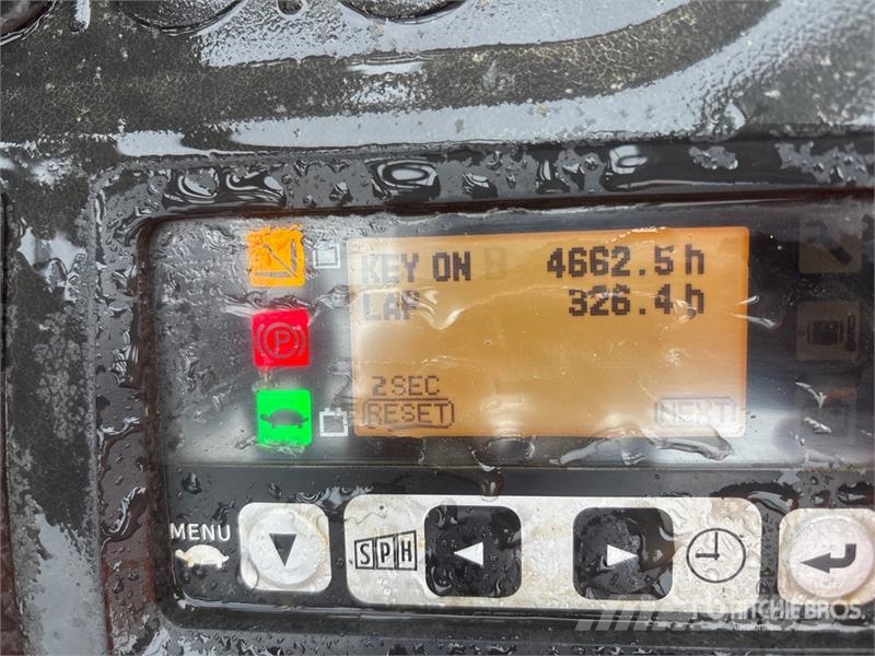 Toyota 8FBCHU25 2410 lb Electric Forklift Elektrostapler