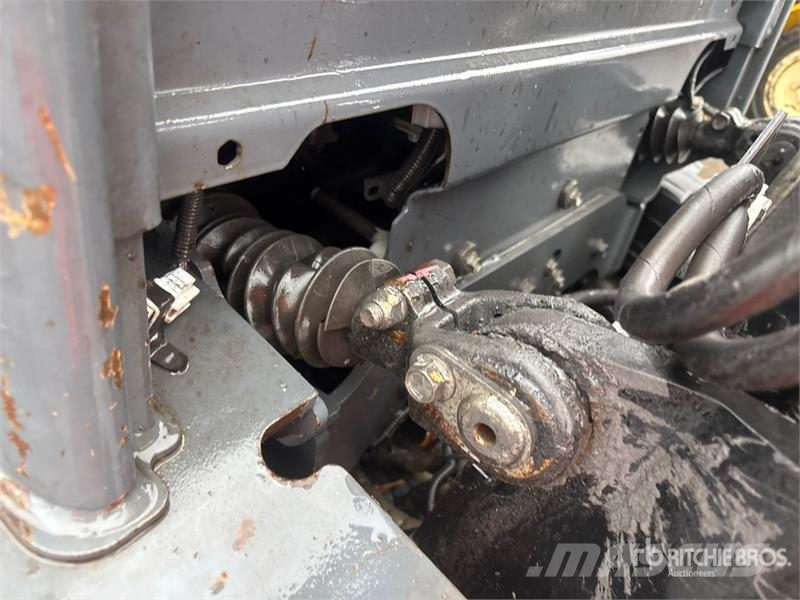 Toyota 8FGU30 5750 lb Forklift Autres Chariots élévateurs