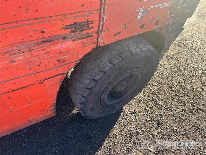 Toyota 8FGU30 5820 lb Cushion Tire Forklift Empilhadores - Outros