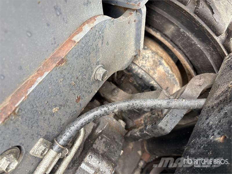 Toyota 8FGU32 6500 lb Pneumatic Tire Forklift 그 외 지게차