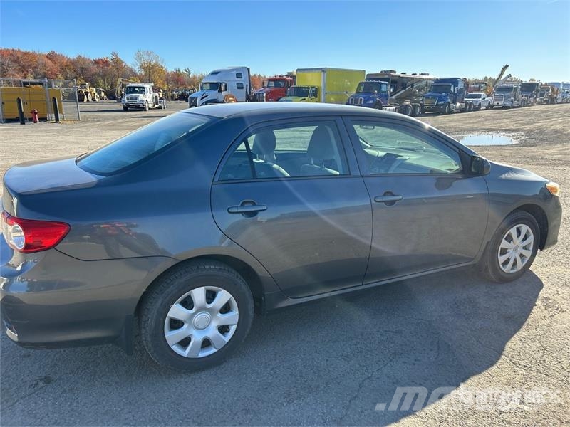 Toyota Corolla CE Coches