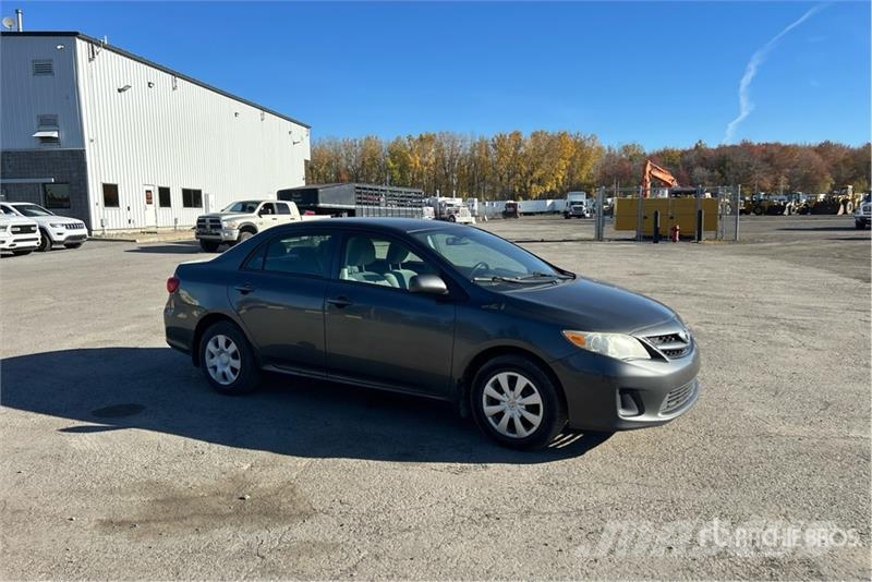 Toyota Corolla CE Coches