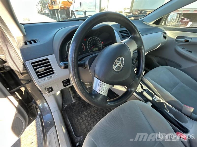 Toyota Corolla CE Coches