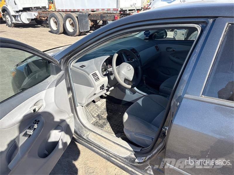 Toyota Corolla CE Coches