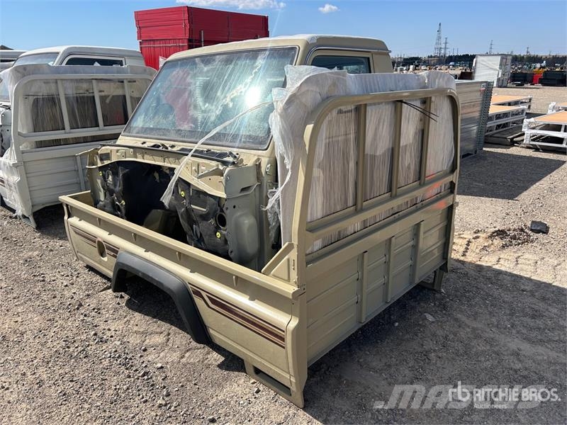Toyota Land Cruiser 70 Series Truck Cab (Unused) Кабини