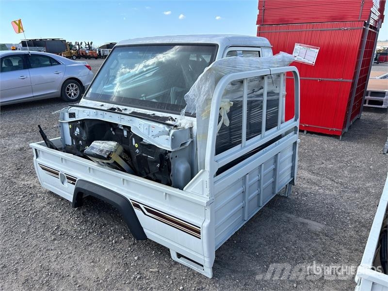 Toyota Land Cruiser 70 Series Truck Cab (Unused) Кабини