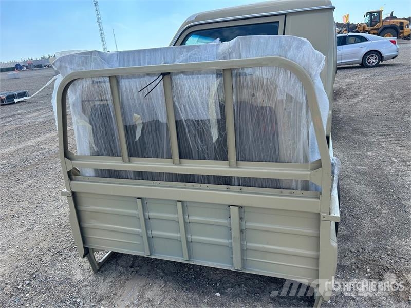 Toyota Land Cruiser 70 Series Truck Cab (Unused) Кабини