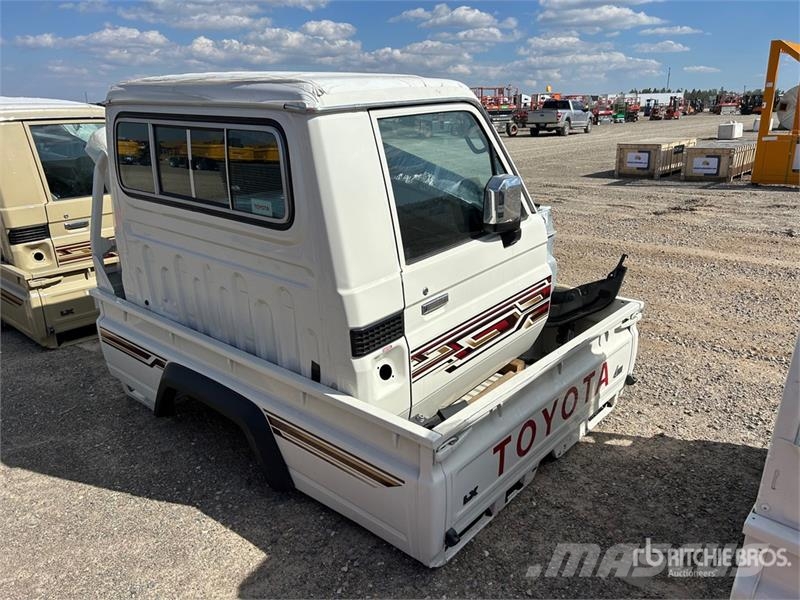 Toyota Land Cruiser 70 Series Truck Cab (Unused) Кабини
