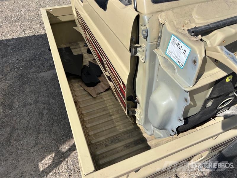 Toyota Land Cruiser 70 Series Truck Cab (Unused) Кабини