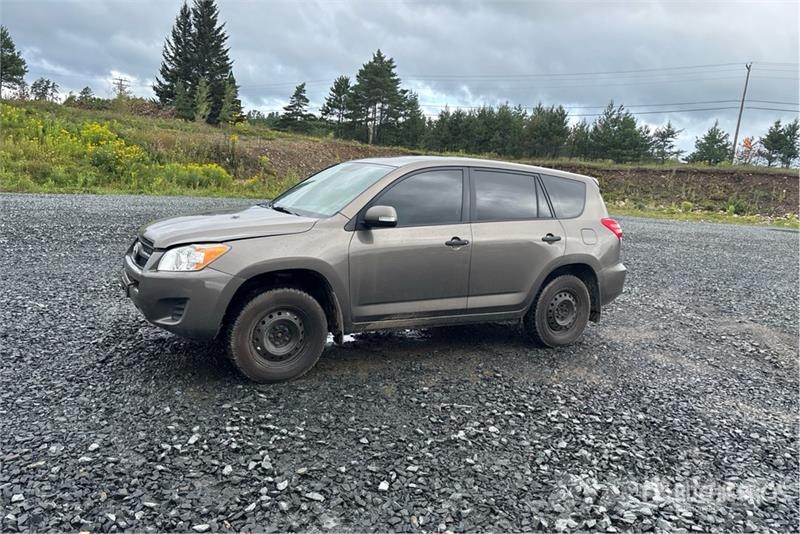 Toyota RAV4 2WD SUV Coches