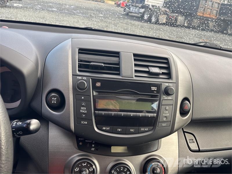 Toyota RAV4 Sport 4WD SUV Coches