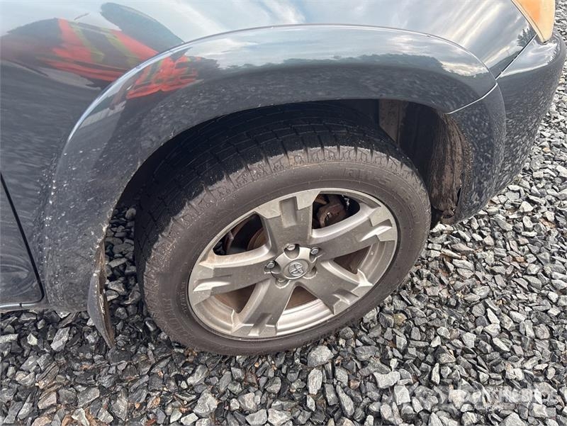 Toyota RAV4 Sport 4WD SUV Coches