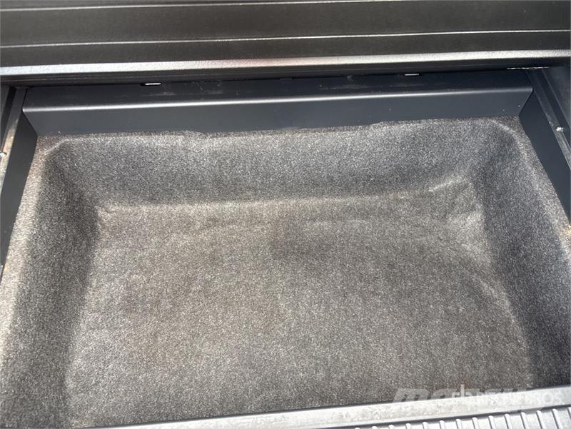 Toyota RAV4 Sport 4WD SUV Coches