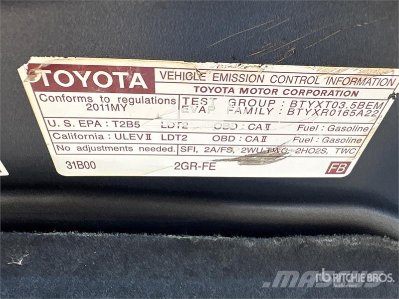 Toyota Venza AWD SUV سيارات