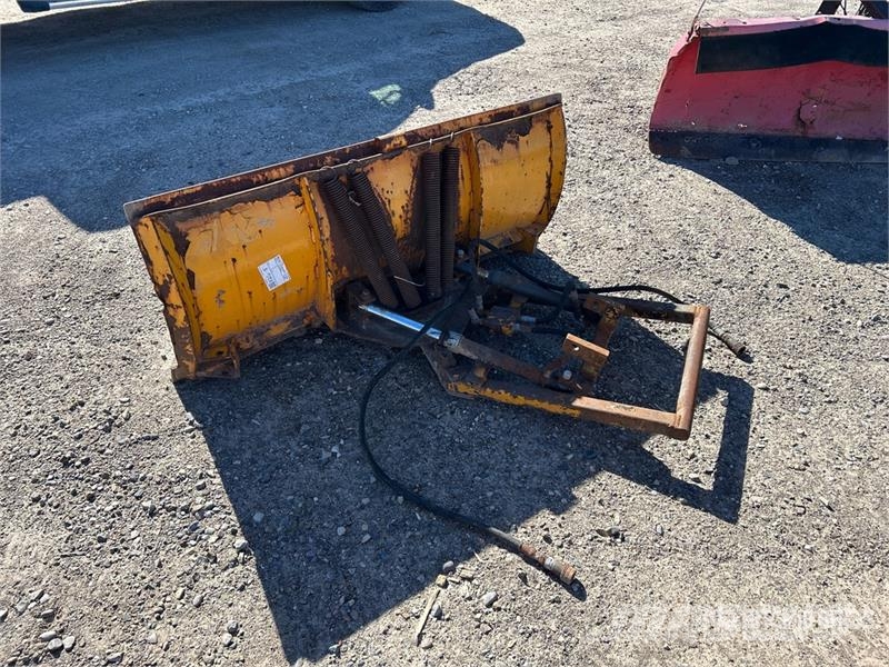 Trackless 60 in Snow Plow Снігоочищувальні ножі та плуги