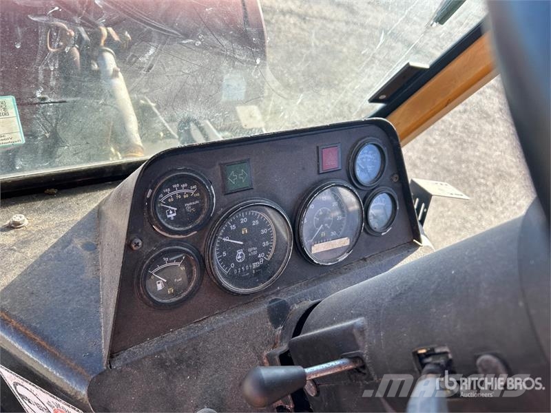 Trackless MT5T Municipal Tractor Būvniecība- Citi
