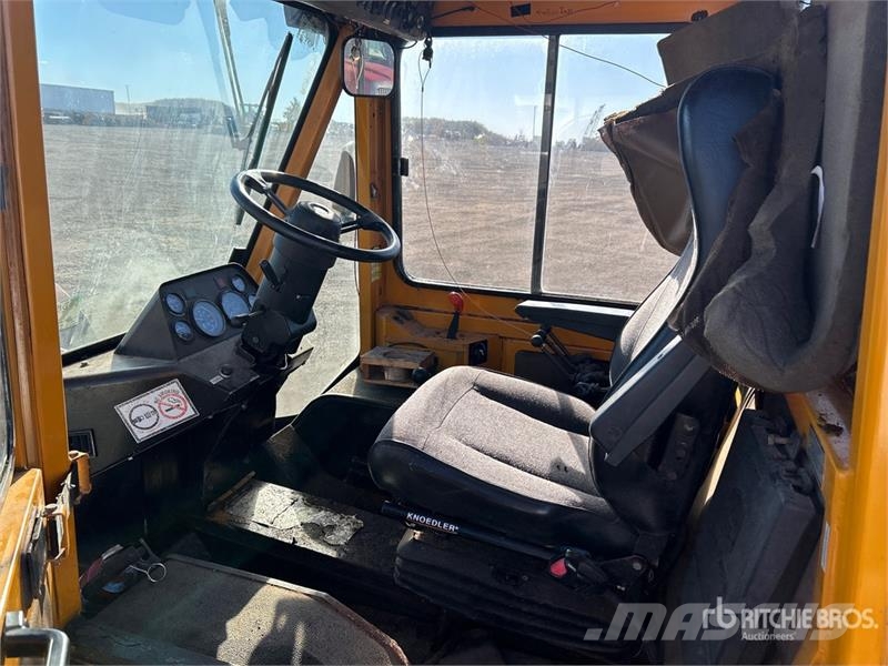 Trackless MT5T Municipal Tractor Būvniecība- Citi
