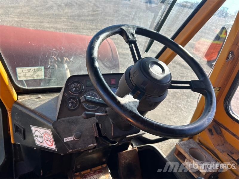 Trackless MT5T Municipal Tractor Būvniecība- Citi