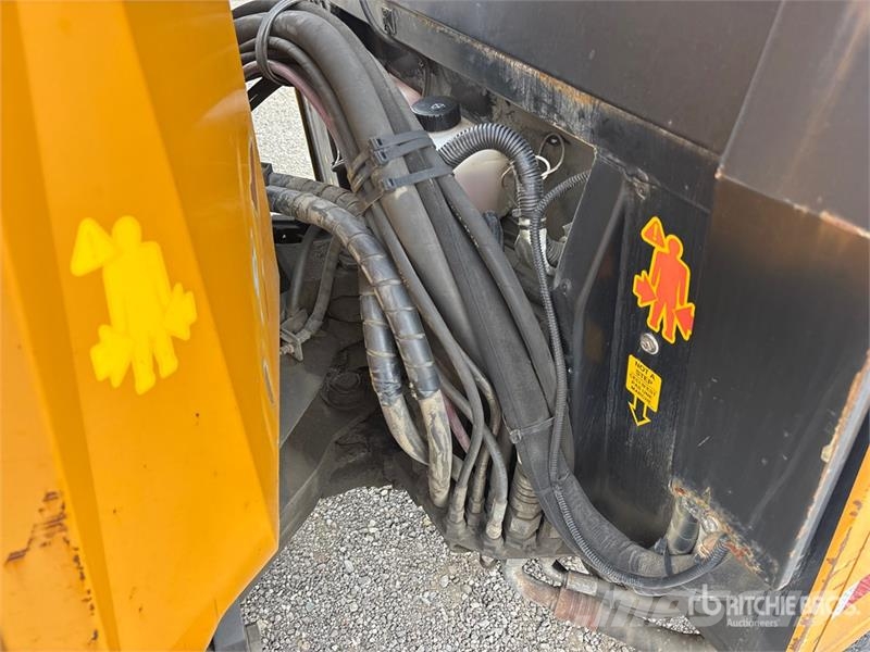 Trackless MT6 Municipal Tractor Строителство - Други