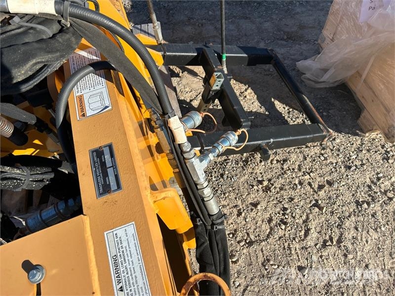 Trackless MTCP 18 in Cold Planer Attachment Freze za asfalt
