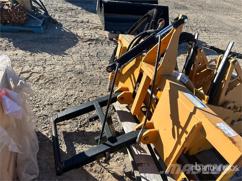 Trackless MTCP 18 in Cold Planer Attachment Freze za asfalt