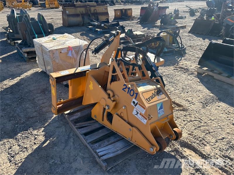 Trackless MTCP 18 in Cold Planer Attachment Freze za asfalt