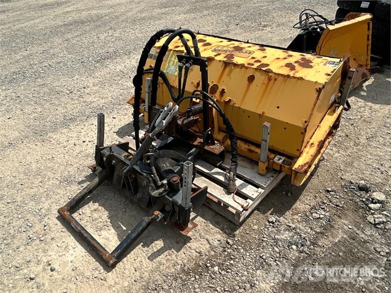 Trackless Vehicles Limited ASQC35 60 in Broom Attachment Cepillos