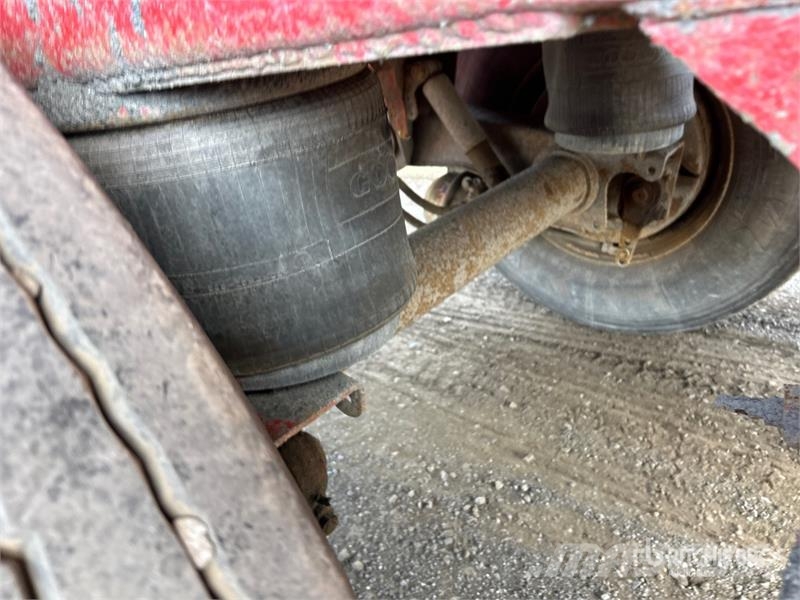 Trail 26 ft T/A End Dump er Самоскиди