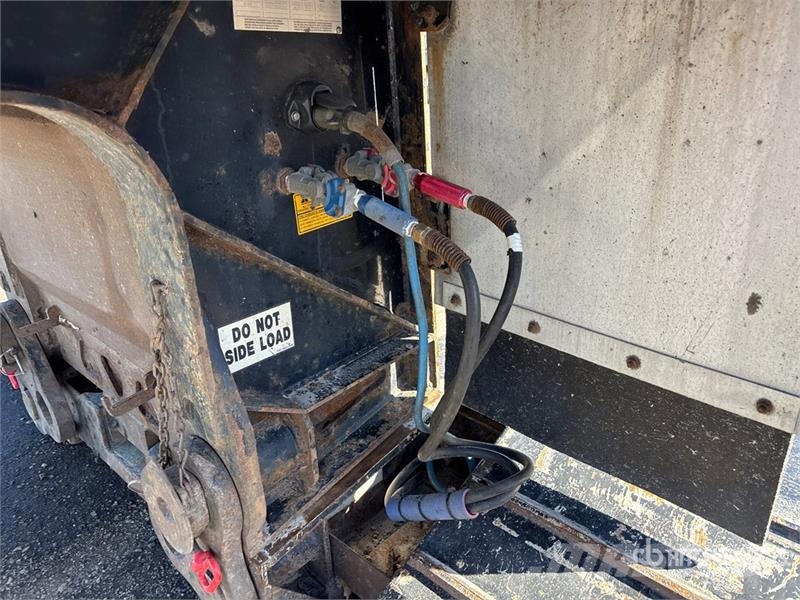 Trail King 18398 kg T/A Removable Gooseneck Lowboy Trailer Raskeveohaagised