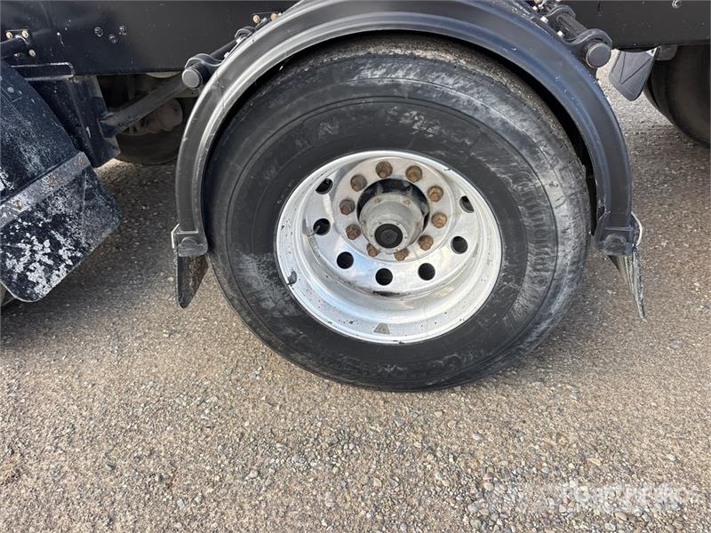 Trail King 48 ft Quad/A Live Bottom Trailer Semirimorchi con piano mobile