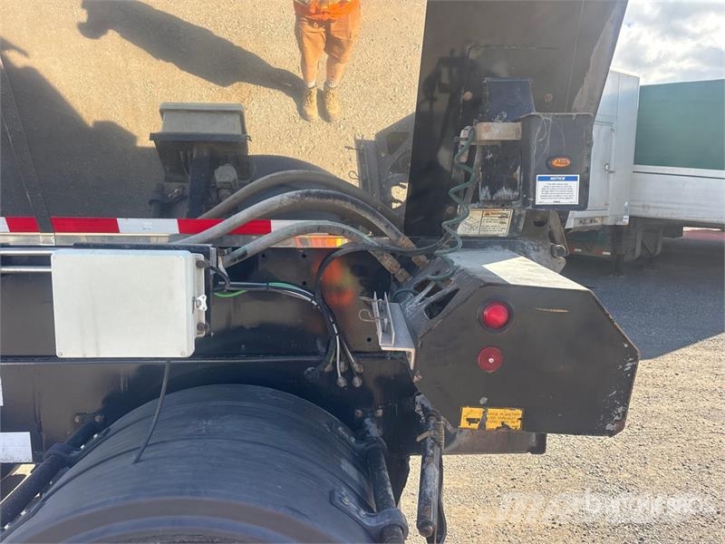 Trail King 48 ft Quad/A Live Bottom Trailer Schubbodenauflieger