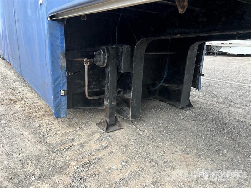 Trail King 48 ft T/A Lowboy Curtain Side Trailer Caja de lona