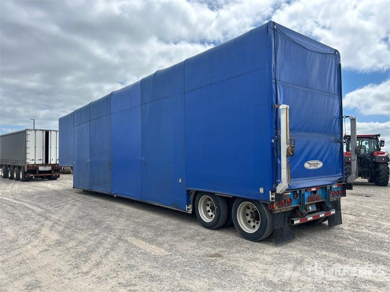 Trail King 48 ft T/A Lowboy Curtain Side Trailer Caja de lona