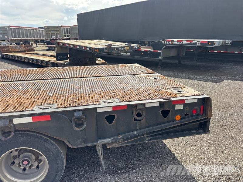Trail King 53 ft Tri/A Hydraulic Tail Trailer Dieplader