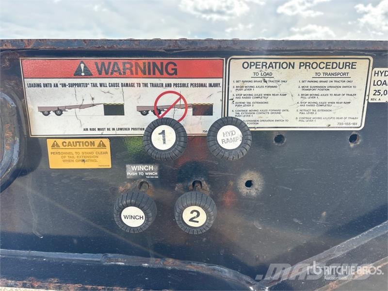 Trail King 53 ft Tri/A Hydraulic Tail Trailer Dieplader