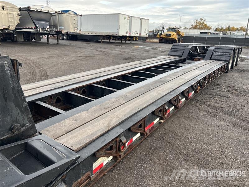 Trail King TK1 Tri/A Removable Gooseneck Lowboy Trailer Низькорамні причепи